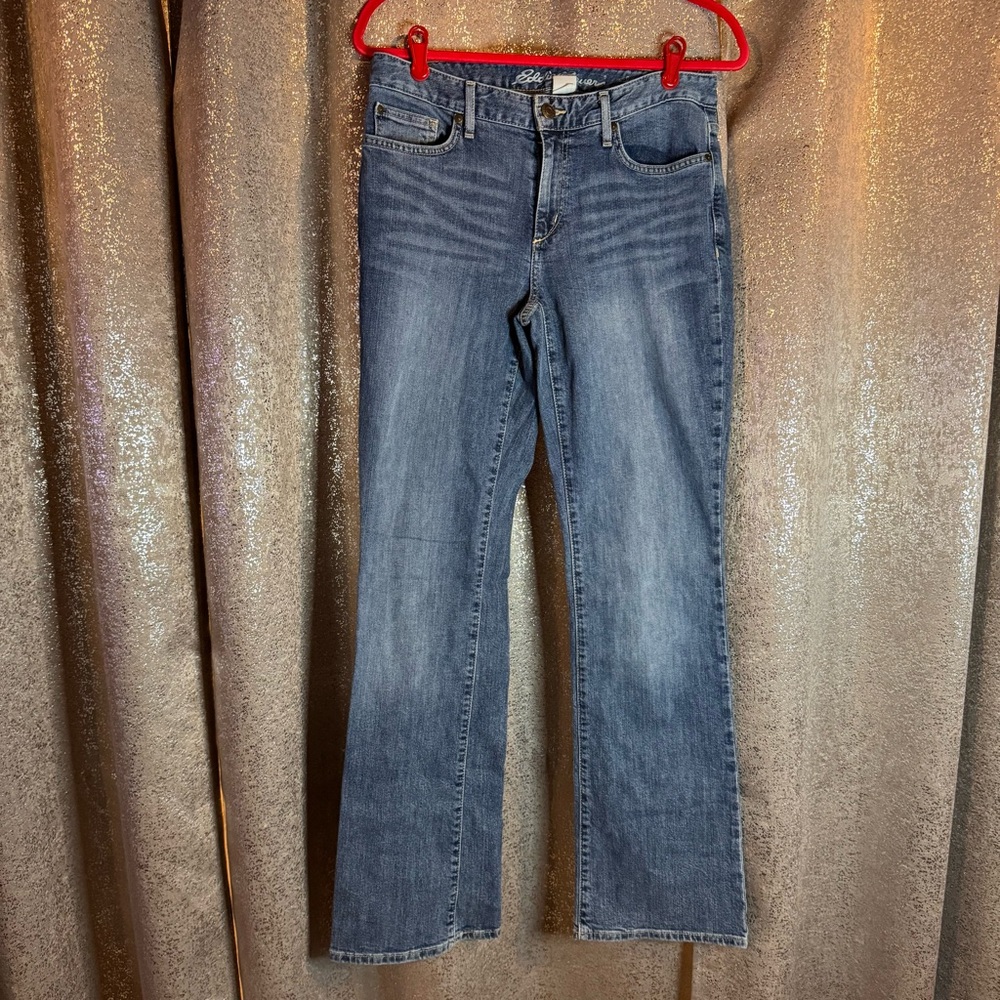 Eddie Bauer Women’s size 6 curvy bootcut jeans